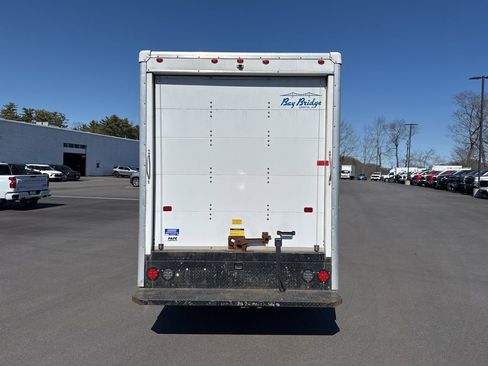 Used 2023 Chevrolet Express 3500 w/ Power Convenience Package RWD image 5