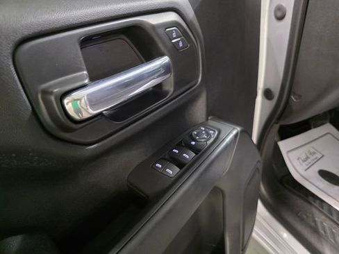 Certified 2021 Chevrolet Silverado 1500 Custom Trail Boss w/ Safety Confidence Package image 9
