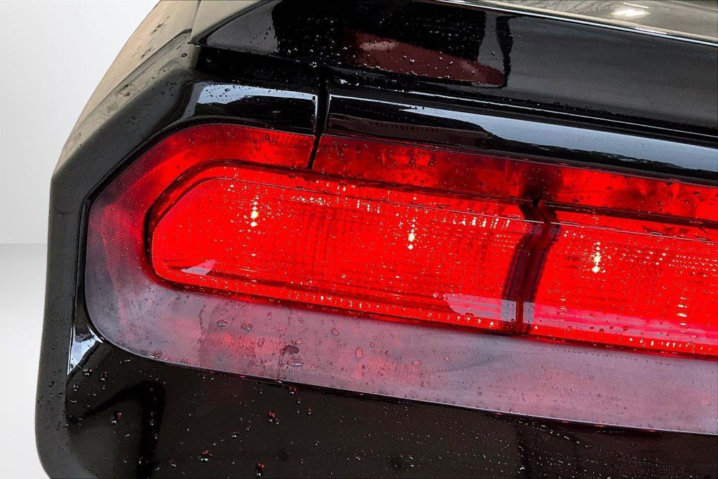 Used 2014 Dodge Challenger R/T RWD image 20
