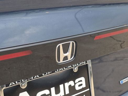 Used 2024 Honda Accord EX-L image 12