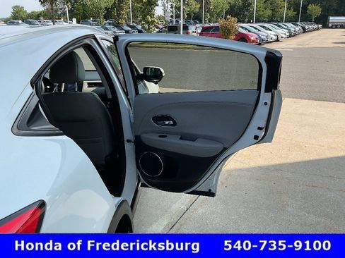 Used 2016 Honda HR-V EX-L image 18