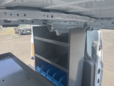 Used 2020 Ford Transit Connect XL image 10
