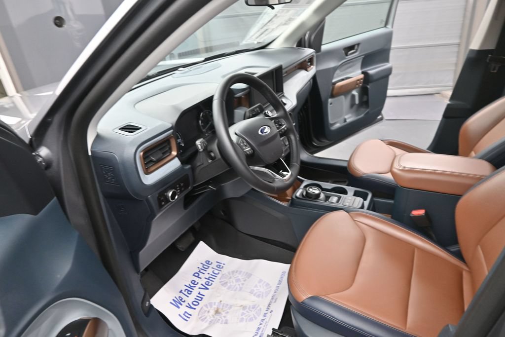 Used 2023 Ford Maverick Lariat w/ Lariat Luxury Package FWD image 17