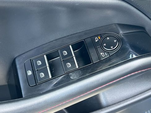 Used 2024 MAZDA MAZDA3 s image 13