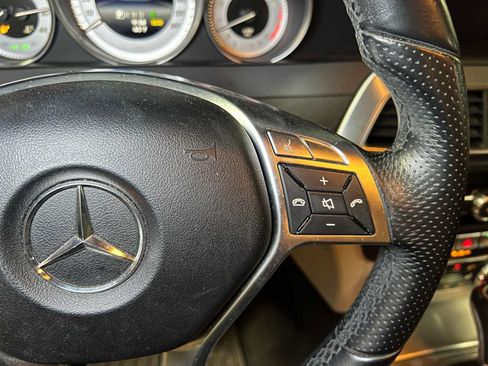 Used 2014 Mercedes-Benz C 300 4MATIC Sedan image 28