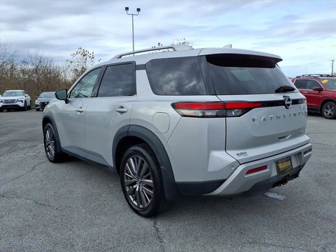 Certified 2023 Nissan Pathfinder SL w/ SL Premium Package image 3