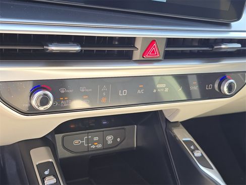 New 2026 Kia Sorento S image 25