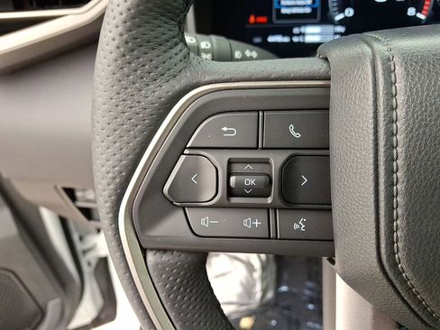 Used 2025 Toyota Tundra Limited image 17