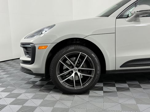 New 2025 Porsche Macan image 12