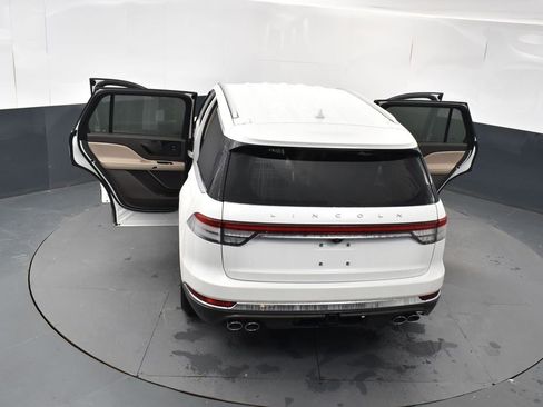 Used 2020 Lincoln Aviator Reserve w/ Elements Package Plus image 21