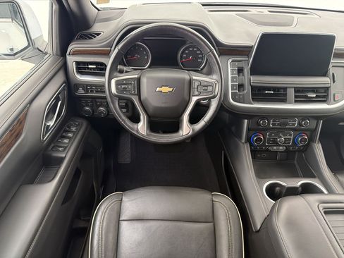 Used 2021 Chevrolet Tahoe Premier w/ Premium Package AWD/4WD image 28