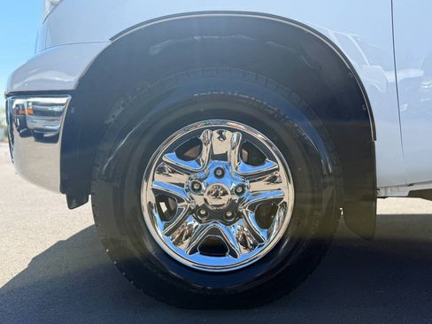Used 2013 Toyota Tundra 4x4 Double Cab w/ Tow Pkg image 35