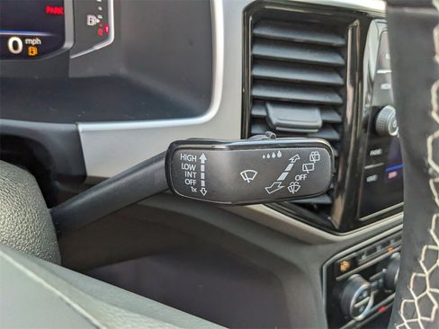 Certified 2023 Volkswagen Atlas SE w/ Panoramic Sunroof Package image 34