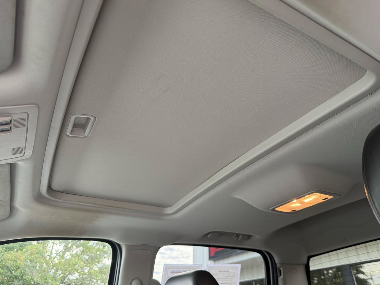 Used 2009 GMC Sierra 1500 Denali AWD/4WD image 18