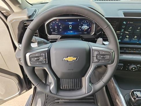 New 2026 Chevrolet Silverado 1500 LTZ w/ LTZ Premium Package AWD/4WD image 13