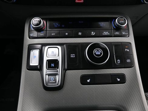 Used 2024 Hyundai Palisade SEL FWD image 25