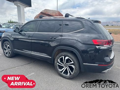 Used 2023 Volkswagen Atlas SEL AWD/4WD image 8