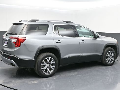 Used 2023 GMC Acadia SLT w/ Technology Package image 7
