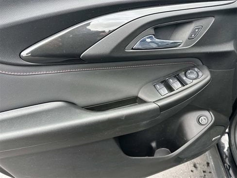 Used 2022 Chevrolet TrailBlazer RS w/ Sun and Liftgate Package image 16