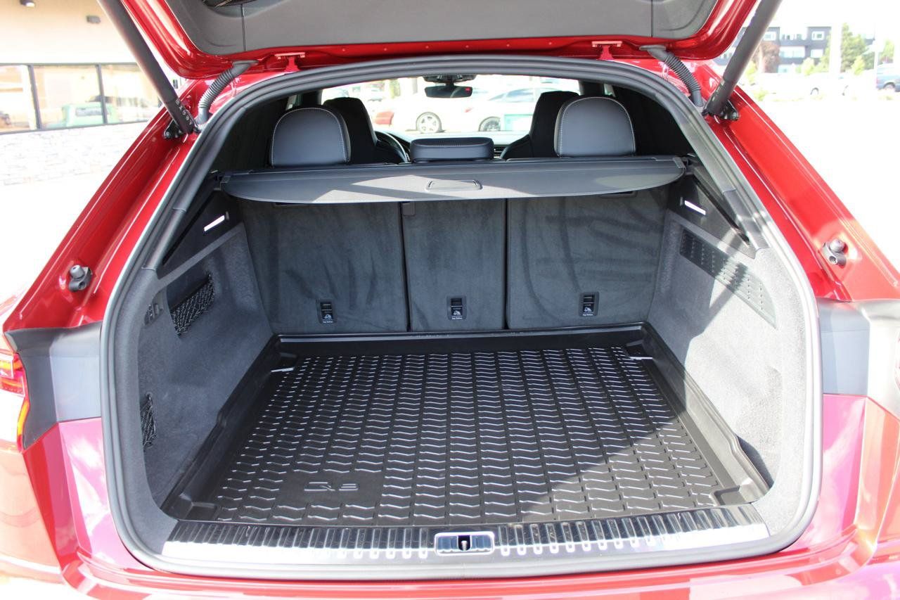 Used 2023 Audi SQ8 Prestige AWD/4WD image 26