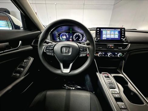 Used 2021 Honda Accord EX image 8