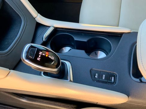 Used 2019 Cadillac XT5 Premium Luxury w/ Driver Assist Package image 43