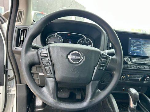 Certified 2025 Nissan Frontier S image 12