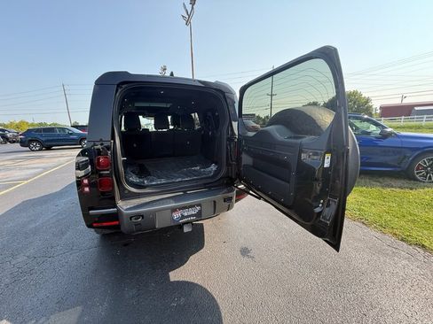 Used 2024 Land Rover Defender 130 Outbound AWD/4WD image 19