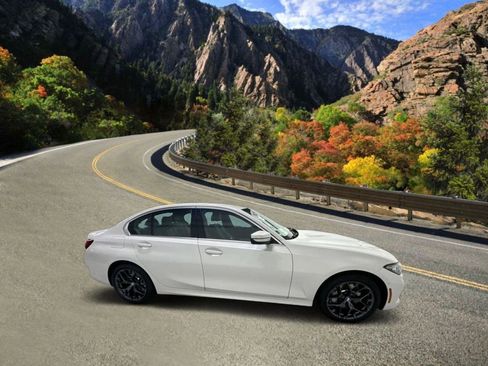 Used 2025 BMW 330i xDrive Sedan image 4