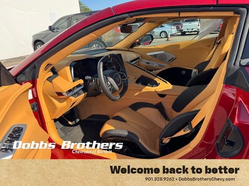 Used 2021 Chevrolet Corvette Stingray Premium Conv w/ Z51 Performance Package RWD image 13