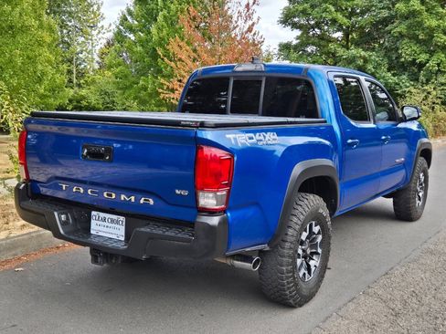 Used 2016 Toyota Tacoma TRD Off-Road w/ Towing Package AWD/4WD image 8