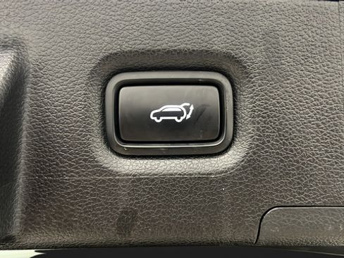 Used 2022 Hyundai Santa Fe SEL w/ Convenience + Premium Package AWD/4WD image 28