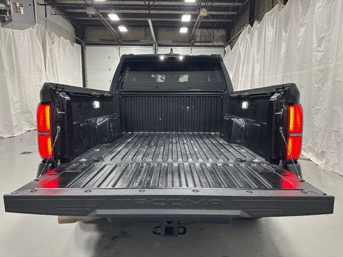 Used 2026 Toyota Tacoma TRD Off-Road AWD/4WD image 48