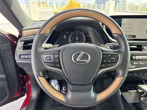 Certified 2024 Lexus ES 350 w/ Luxury Package image 14
