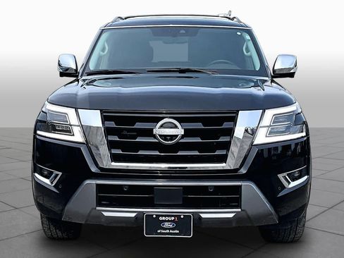 Used 2023 Nissan Armada Platinum w/ Captain's Chairs Package RWD image 6