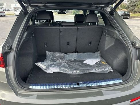 Certified 2025 Audi Q3 2.0T Premium w/ Convenience Package image 14