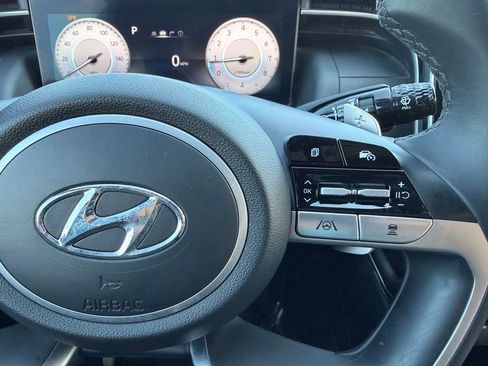 Used 2023 Hyundai Santa Cruz SEL Premium w/ Cargo Package AWD/4WD image 17
