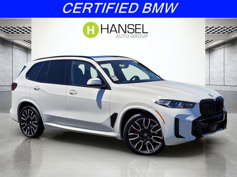 Used 2025 BMW X5 xDrive40i w/ M Sport Package AWD/4WD image 1
