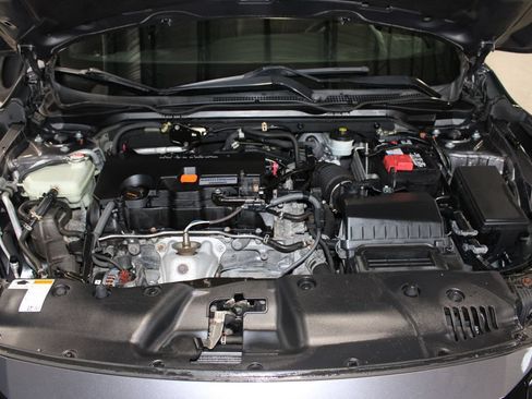 Used 2019 Honda Civic Sport image 8