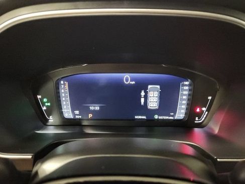 Certified 2025 Honda Pilot Black Edition image 13