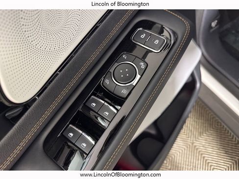 New 2025 Lincoln Aviator Black Label image 52