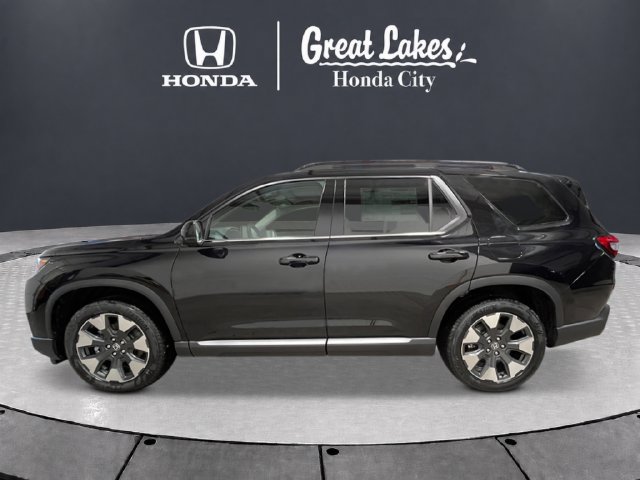 New 2026 Honda Pilot Touring image 2