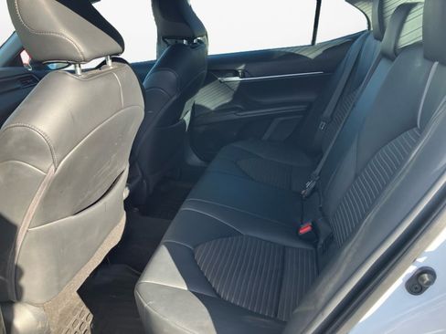 Used 2023 Toyota Camry SE image 15