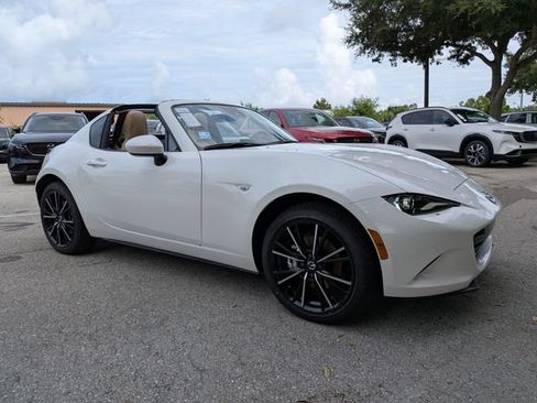 New 2026 MAZDA MX-5 Miata RF Grand Touring RWD image 2