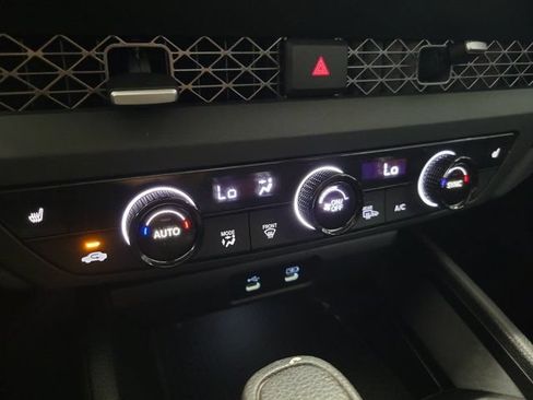Certified 2024 Honda Accord EX image 29