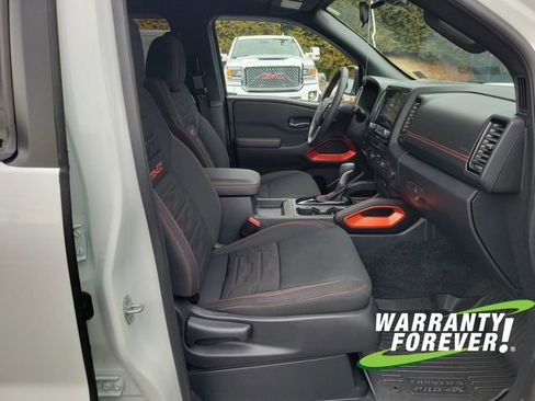 Used 2023 Nissan Frontier PRO-4X w/ Technology Package image 14