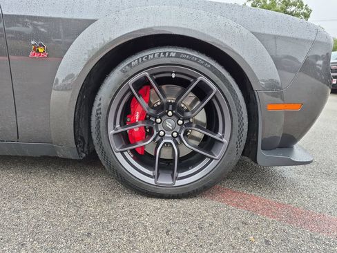Used 2019 Dodge Challenger R/T Scat Pack RWD image 18