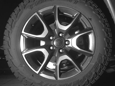 Used 2025 Jeep Compass Trailhawk image 15