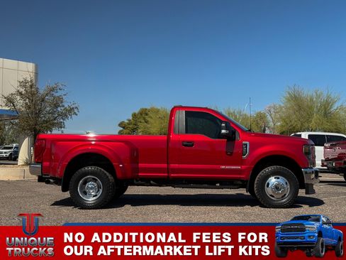 Used 2022 Ford F350 XLT w/ XLT Value Package image 4