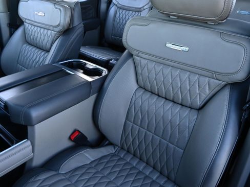 Used 2026 Ford F450 Platinum w/ Platinum Plus Package image 11